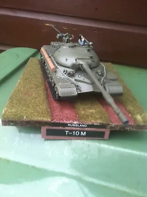 1 35 Russian T10 Tank  On A Diorama Base For Display  Built Painted • £19.99