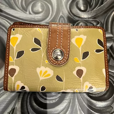 Fossil Vintage Print Style Genuine Leather Small Wallet • $18