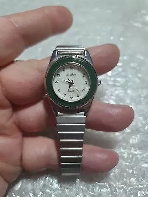 LADIES LE CHAT. WATCH STRETCH BRACELET. Green Bezel.  • £1.99