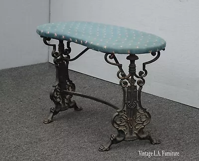 Vintage French Style Cast Iron Bench With Ornate Base • $450