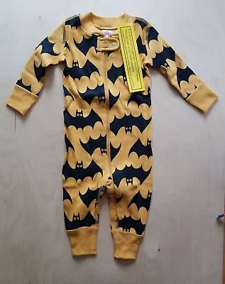 NWT HANNA ANDERSSON NIGHT FLIGHT BATS HALLOWEEN SLEEPER PAJAMAS 60 3 6 M • $24.99