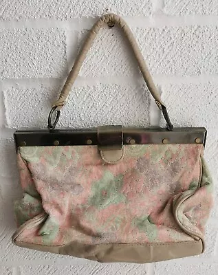 Vintage Style Clip Frame Tapestry Bag • £19.99