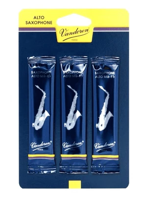 $27.50 • Buy Vandoren Trad Alto Sax Reeds (Card Of 3)