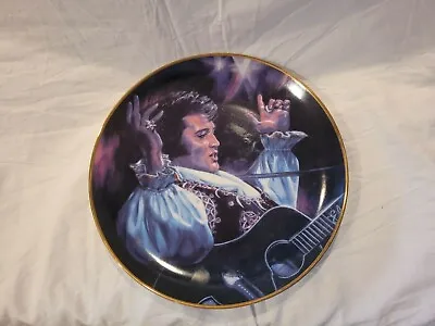 Elvis Presley 10  Plate  Moody Blues  Collection. Artist Susie Morton.  #1509c • $33.99
