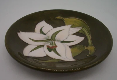 £39 • Buy Moorcroft Bermuda Lily Coaster Or Pin Dish By Walter Moorcroft