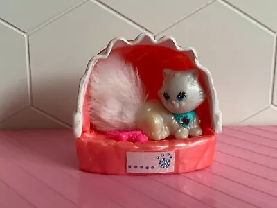 Vintage Kenner 1994 Littlest Pet Shop Fluffy Persian Kitty With Cozy Kitty Nest. • $39.95