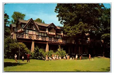 Holland MI Postcard Waukazoo Inn On LAKE MACATAWA Bathers • $6.25