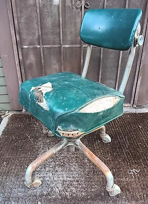 Mid Century Steelcase Swivel Office Chair 50's  60's Grand Rapids Michigan • $99