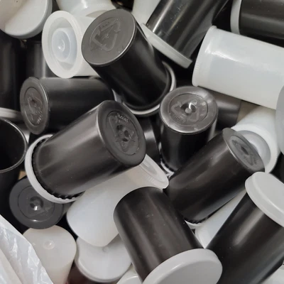 $9.99 • Buy Pre-Owned 35mm Film Plastic Empty Containers Canisters — 12 PCS