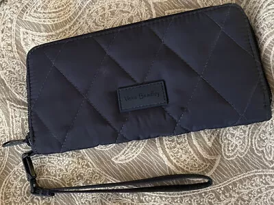 Vera Bradley Classic Navy Quilted Zippered Wallet With Wristlet Strap GUC • $25