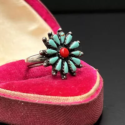 Vintage Southwestern Style Sterling Silver Turquoise Flower Cluster Ring • $79