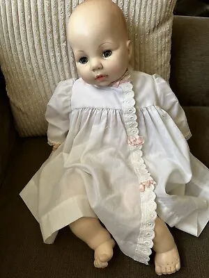 Vintage Madame Alexander Victoria Baby Doll 18  Made In 1966 • $29.99