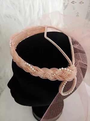 Vtg 1960's🌺Bridesmaid Headpiece PEACH Structured HAT VEILING Pearls #13/15 • $32