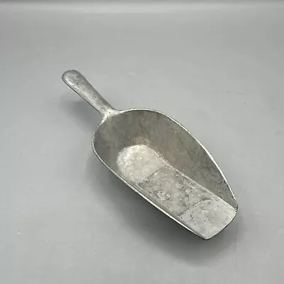 Vintage Metal 6  Scoop Aluminum Flour Sugar Grain Coffee Beans Taiwan 37-2 • $9.99