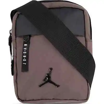 JORDAN AIRBORNE HIP BAG Color: Palomino NWT • $27.99