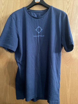 £15 • Buy Ma Strum T Shirt