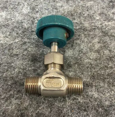 Airgas Y34-111C F05 Brass Needle Flow Valve 3000-PSI 1/4  NPT Y34111C FNV-18-N • $24.99