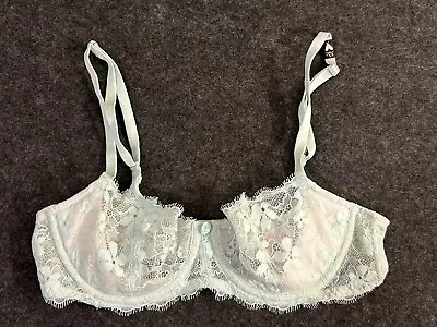 Victoria's Secret Dream Angels Push Up Without Padding Bra Floral 32C NWT • $24.95