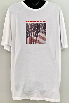 Mens Oakley T Shirt Adult 2XL USA Flag White Graphic Tee Short Sleeve • $14