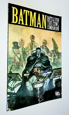 Batman: Battle For The Cowl Companion (DC Comics 2009 January 2010) • £16.06