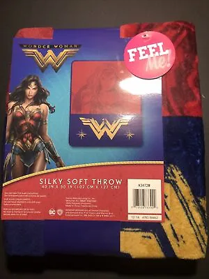 👩 Wonder Woman Throw Blanket Silky Soft Cuddly DC Comics Movie Justice Leagu • $21.99