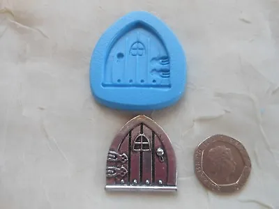 Mini Craft Mould: Plain Mini FAIRY DOOR (28x28mm) Clay Wax Resin PMC Cupcake • £4.50