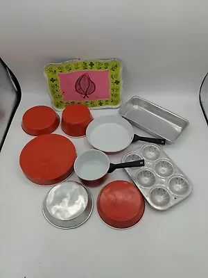 $25 • Buy VTG Lot Metal Aluminum Child Kitchen Play Set Pots Pans Muffin Tins 