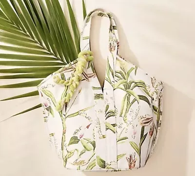 NWT Vince Camuto Afina Canvas Tote Botanical Palm Print NEW With Dust Bag! • $80