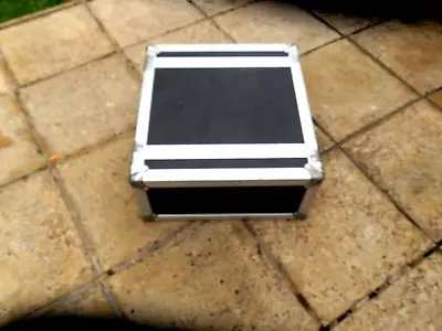 £40 • Buy 4 U Heavy Duty Flight Case WITH 2U RACK AND FOAM.