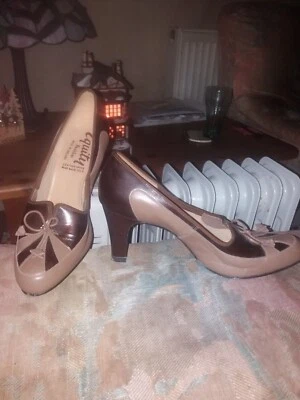 £9.99 • Buy Ladies Equity Leather Court Shoes Size 4.5 