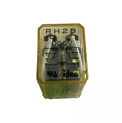 IDEC 8 Pin Relay RH2B-U DC6V 10A 240VAC 30VDC 21430 • $15