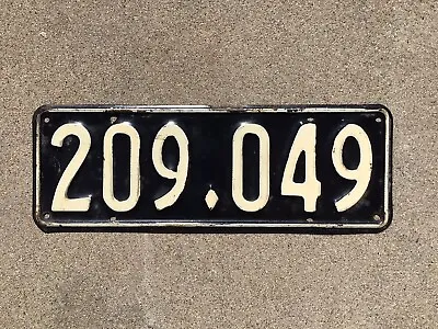 1941  To  1946 - NEW  ZEALAND - LICENSE PLATE • $59.95