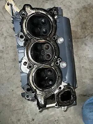 Yamaha 225hp 4 Stroke Outboard Starboard Cylinder Head (69J-01) • $500