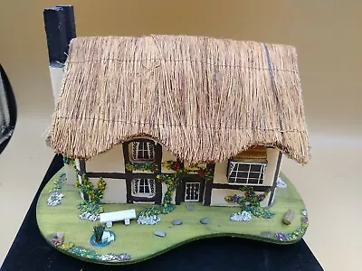 VTG THATCHED ROOF COTTAGE MUSIC BOX REUGE Plays The Floral Dance Chalet • $29.99