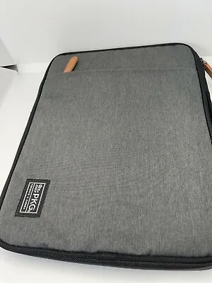 PKG Laptop Padded SLEEVE For Up To 14  Laptop Macbook Pro Surface Pro Dark Gray • $12.97