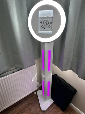 £935 • Buy IPad Selfie Pod