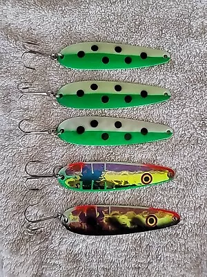 Moonshine Glow Assortment Lot Of 5 Lures Glow Envelope 18      3 7/8 Long Std. • $25