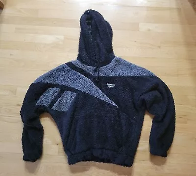 Reebok Hoodie Mens Black Grey Hood Faux Fur Fuzzy Fleece Pocket Sweatshirt Small • $19.99