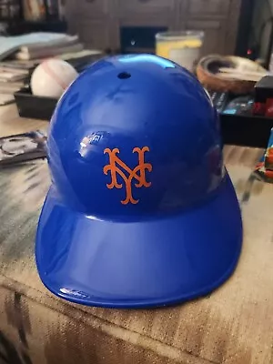 Vintage New York Mets Plastic Batting Helmet Souvenir MLB  • $15