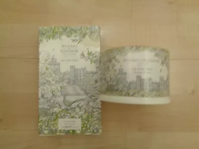 £15 • Buy New Woods Of Windsor Lily Of The Valley Dusting Powder + Soap Set
