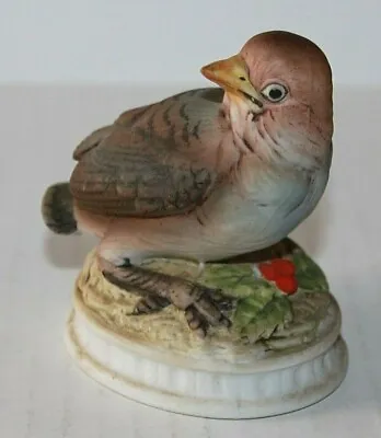 Vintage Lefton Snow Bird Figurine KW1637 • $2.99