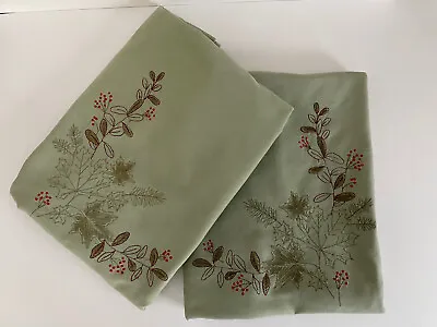 Set Of 2 Eddie Bauer Home Green Embroidered Cotton King Size Pillow Shams Case • $35