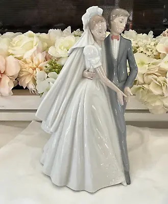 $70 • Buy NAO BY LLADRO Bride And Groom Wedding Couple Figurine - Unforgettable Dance 1247