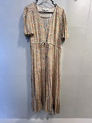 Primp The Label - Size 18 Dress NWOT • $25