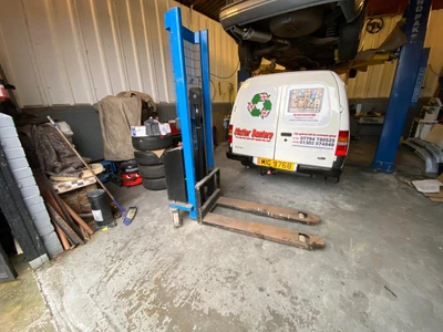 £1100 • Buy Electric Pallet Truck Very Strong Works Of Standard 12-volt Car Battery 750 Kgs
