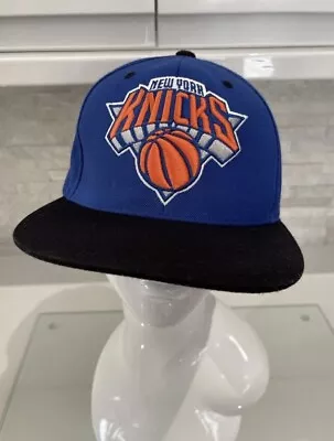 Mitchell & Ness New York Knicks Basketball Embroidered 2015 Blue Baseball Cap • £17.99