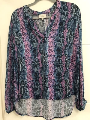 £7.99 • Buy Primrose Park Blue & Pink Snakeskin Print Shirt Size M