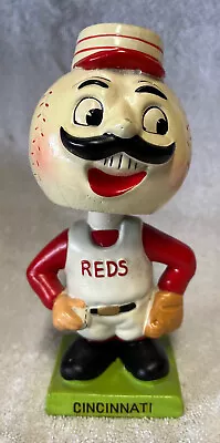 VINTAGE 1960s MLB CINCINNATI REDS MR REDLEGS BOBBLEHEAD NODDER BOBBLE HEAD • $399