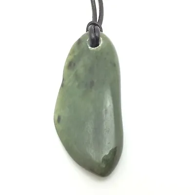 $33.96 • Buy Siberian Nephrite Jade Pebble Pendant Green Stone Necklace Siberia Russia #87