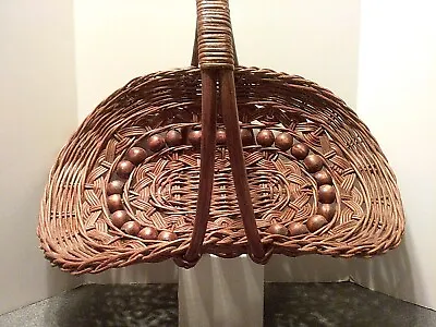 Vtg Flower Herb Brown Beaded Wicker Woven Gathering Basket Made In Philippines  • $39.95